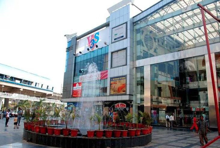 V3S Mall, Laxmi Nagar - Front of Building - Best Malls in Delhi - Oceans Travel